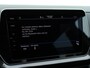 Volkswagen T-Cross 1.0 TSI R-Line Edition | Afneembare trekhaak | Stoelverwarming | Achteruitrijcamera | Apple carplay / Android auto | Keyless entry |
