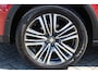 SEAT Arona 1.0-115pk TSI Xcellence Business Intense AUTOMAAT ! Gun uzelf het plezier en comfort van een automaat ! Autm. airco dual, cruise cntrl, LM wielen, keyless entry-keyless go, camera, parkeersensoren v en a, dodehoek ass., LED verl., navigatie, telefoonvoorb. etc