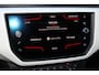 SEAT Arona 1.0-115pk TSI Xcellence Business Intense AUTOMAAT ! Gun uzelf het plezier en comfort van een automaat ! Autm. airco dual, cruise cntrl, LM wielen, keyless entry-keyless go, camera, parkeersensoren v en a, dodehoek ass., LED verl., navigatie, telefoonvoorb. etc
