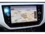 SEAT Arona 1.0-115pk TSI Xcellence Business Intense AUTOMAAT ! Gun uzelf het plezier en comfort van een automaat ! Autm. airco dual, cruise cntrl, LM wielen, keyless entry-keyless go, camera, parkeersensoren v en a, dodehoek ass., LED verl., navigatie, telefoonvoorb. etc