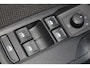 SEAT Arona 1.0-115pk TSI Xcellence Business Intense AUTOMAAT ! Gun uzelf het plezier en comfort van een automaat ! Autm. airco dual, cruise cntrl, LM wielen, keyless entry-keyless go, camera, parkeersensoren v en a, dodehoek ass., LED verl., navigatie, telefoonvoorb. etc
