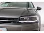 Volkswagen Polo 1.0 TSI Highline Panoramadak, LED, Stoelverwarming, PDC,