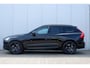 Volvo XC60 T6 Plug-in hybrid AWD Ultra Black Edition | Panoramadak | Luchtvering | Verwarmbare voorstoelen met massagefunctie en ventilatie | 360 graden camera | Head-up display | Keyless | Elektrische achterklep