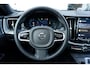 Volvo XC60 T6 Plug-in hybrid AWD Ultra Black Edition | Panoramadak | Luchtvering | Verwarmbare voorstoelen met massagefunctie en ventilatie | 360 graden camera | Head-up display | Keyless | Elektrische achterklep