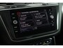 Volkswagen Tiguan 1.4 TSI R-Line Highline Trekhaak Panoramadak Camera Stoelverwarming Virtual Cockpit