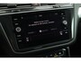 Volkswagen Tiguan 1.4 TSI R-Line Highline Trekhaak Panoramadak Camera Stoelverwarming Virtual Cockpit