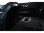 Volvo V60 B3 Automaat Business Pro | Adaptieve Cruise Control Met Pilot Assist | BLIS Dodehoekdetectie | Apple Carplay/Android Auto | Electronic Climate Control | DAB+ | Keyless Entry | Elektrische Achterklep | 17" Lichtmetalen Velgen | Park Assist Achter