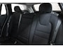 Volvo V60 B3 Automaat Business Pro | Adaptieve Cruise Control Met Pilot Assist | BLIS Dodehoekdetectie | Apple Carplay/Android Auto | Electronic Climate Control | DAB+ | Keyless Entry | Elektrische Achterklep | 17" Lichtmetalen Velgen | Park Assist Achter