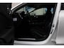 Volvo V60 B3 Automaat Business Pro | Adaptieve Cruise Control Met Pilot Assist | BLIS Dodehoekdetectie | Apple Carplay/Android Auto | Electronic Climate Control | DAB+ | Keyless Entry | Elektrische Achterklep | 17" Lichtmetalen Velgen | Park Assist Achter