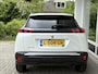 Peugeot 2008 1.2T 100pk Allure Pack | Achteruitrijcamera | Navigatie | Parkeersensoren | Draadloos telefoonlader | Climate Control