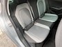 SEAT Ibiza 1.0 TSI Style Business Airco Cruise controle Apple carplay Trekhaak 1000kg trekgewicht Telefoonverbinding Navigatiesysteem Stuurwielbediening Parkeersensoren voor en achter Camera