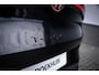 Volkswagen T-Roc 1.5 eTsi R-Line First Edition | Elektrisch glazen panorama-dak | Lichtmetalen velgen 20" | Matrix LED koplampen