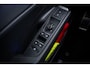 Volkswagen T-Roc 1.5 eTsi R-Line First Edition | Elektrisch glazen panorama-dak | Lichtmetalen velgen 20" | Matrix LED koplampen