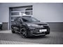 Volkswagen T-Roc 1.5 eTsi R-Line First Edition | Elektrisch glazen panorama-dak | Lichtmetalen velgen 20" | Matrix LED koplampen