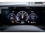 Volkswagen T-Roc 1.5 eTsi R-Line First Edition | Elektrisch glazen panorama-dak | Lichtmetalen velgen 20" | Matrix LED koplampen