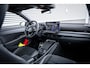 Volkswagen T-Roc 1.5 eTsi R-Line First Edition | Elektrisch glazen panorama-dak | Lichtmetalen velgen 20" | Matrix LED koplampen