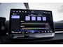 Volkswagen T-Roc 1.5 eTsi R-Line First Edition | Elektrisch glazen panorama-dak | Lichtmetalen velgen 20" | Matrix LED koplampen