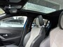 Peugeot e-208 EV GT 350 50 kWh | Panorama | Dodehoekdetectie | Navigatie | Full LED | Stoelverwarming | Adaptieve Cruise Control