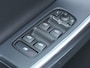 Volvo V60 Cross Country 2.0 T5 Momentum Xenon / Trekhaak / Standkachel / Leer