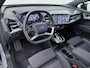 Audi Q4 e-tron 45 Quattro S-line 82 kWh | Pano Dak | Camera | ACC | Side Assist | Elek. Achterklep | Matrix LED | Stoelverwarming | Sportstoelen | 21'' |