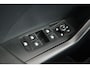 Volkswagen T-Cross 1.5 TSI 150pk DSG 2x R-Line Trekhaak Camera Keyless Stoelverwarming Led