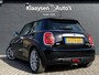 MINI Cooper Mini 1.5 Pepper 136 pk | navigatie | panoramadak | bluetooth | cruise control | chromen details | trekhaak