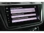 Volkswagen Tiguan 1.4 TSI ACT 150pk DSG R-Line Highline Trekhaak Camera Leder Keyless Virtual Cockpit Camera LED Navigatie