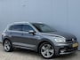 Volkswagen Tiguan 1.4 TSI Highline Business R Trekhaak/Apple Carplay.