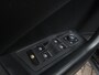 Volkswagen T-Roc 1.0 TSI 115pk STYLE / Stoelverw. / Trekhaak / Navi / BOVAG garantie