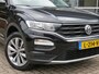 Volkswagen T-Roc 1.0 TSI 115pk STYLE / Stoelverw. / Trekhaak / Navi / BOVAG garantie
