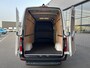 Mercedes-Benz Sprinter 317 CDI L2 H2 Pro LED / MBUX / Navigatie / Camera / Parkeersensoren / Cruise control / Airco / 270 Graden achterdeuren