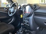 MINI Countryman 1.6 Cooper S Airco Cruise controle Trekhaak 1000kg trekgewicht Stuurwielbediening Telefoonverbinding Stoelverwarming Lichtmetalenvelgen Afneembare trekhaak