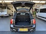 MINI Countryman 1.6 Cooper S Airco Cruise controle Trekhaak 1000kg trekgewicht Stuurwielbediening Telefoonverbinding Stoelverwarming Lichtmetalenvelgen Afneembare trekhaak