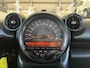 MINI Countryman 1.6 Cooper S Airco Cruise controle Trekhaak 1000kg trekgewicht Stuurwielbediening Telefoonverbinding Stoelverwarming Lichtmetalenvelgen Afneembare trekhaak