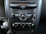 MINI Countryman 1.6 Cooper S Airco Cruise controle Trekhaak 1000kg trekgewicht Stuurwielbediening Telefoonverbinding Stoelverwarming Lichtmetalenvelgen Afneembare trekhaak