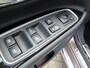 Mitsubishi Outlander 2.0 PHEV instyle+ | 4WD | AUTOMAAT | 203 PK | DEALER ONDERHOUDEN | TREKHAAK | 1.500 KG TREKGEWICHT |