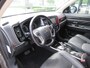Mitsubishi Outlander 2.0 PHEV instyle+ | 4WD | AUTOMAAT | 203 PK | DEALER ONDERHOUDEN | TREKHAAK | 1.500 KG TREKGEWICHT |