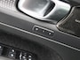 Volvo XC40 P8 408pk AWD Pure Electric R-Design 90% SoH [ WARMTEPOMP+TREKHAAK+PANO+19 INCH+CARPLAY ]