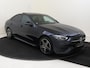 Mercedes-Benz C-klasse 300 e AMG Line / Achteruitrijcamera / Stoelverwarming / Panaroma-dak / Trekhaak / Sfeerverlichting /