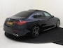 Mercedes-Benz C-klasse 300 e AMG Line / Achteruitrijcamera / Stoelverwarming / Panaroma-dak / Trekhaak / Sfeerverlichting /