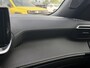 Peugeot e-2008 EV GT Avantage 54 kWh 360 camera / Navigatie / Lage km stand