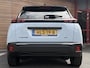 Peugeot e-2008 EV GT Avantage 54 kWh 360 camera / Navigatie / Lage km stand