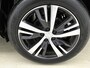 Peugeot 3008 SUV Allure 130pk Automaat | Navigatie | Achteruitrijcamera | Climate Control | Cruise Control | Parkeersensoren v+a | Keyless | Dodehoeksensor | Draadloze telefoonlader | Elektrisch inklapbare spiegels | Armsteun | Apple Carplay / Android Auto | Bluetooth | Donker getint glas | 18" lichtmetalen velgen |