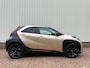 Toyota Aygo X 1.0 VVT-i MT Pulse, Air, Cabrio, CarPlay, Camera, Navi, Keyless, 18'', Two-tone, Fabrieksgarantie