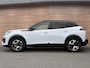 Peugeot e-2008 EV GT Avantage 54 kWh 360 camera / navigatie / lage km stand