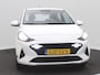 Hyundai i10 1.0 Comfort "Edition" / Apple CarPlay & Android Auto / 14" LMV / Cruise Control / i10 Edition Striping / NL Auto / Dealer onderhouden / 1ste Eigenaar / Airco / Lichtsensor / Fabrieksgarantie tot 25-10-2029 /