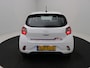 Hyundai i10 1.0 Comfort "Edition" / Apple CarPlay & Android Auto / 14" LMV / Cruise Control / i10 Edition Striping / NL Auto / Dealer onderhouden / 1ste Eigenaar / Airco / Lichtsensor / Fabrieksgarantie tot 25-10-2029 /