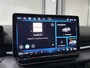 Volkswagen T-Roc 1.5 eTsi R-Line First Edition | IQ light | Pano | Trekhaak |
