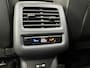 Volkswagen T-Roc 1.5 eTsi R-Line First Edition | IQ light | Pano | Trekhaak |