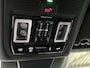 Volkswagen T-Roc 1.5 eTsi R-Line First Edition | IQ light | Pano | Trekhaak |